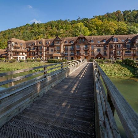 Karma Manoir Des Deux Amants Aparthotel Connelles Εξωτερικό φωτογραφία