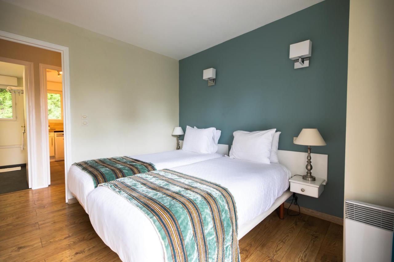 Karma Manoir Des Deux Amants Aparthotel Connelles Εξωτερικό φωτογραφία